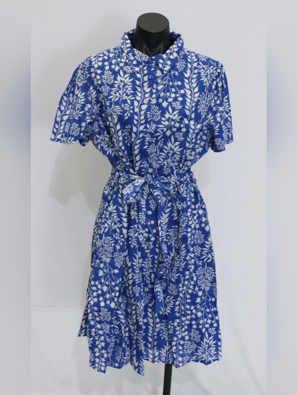 Blue Floral Button-Front Shirt Dress with Tie Waist